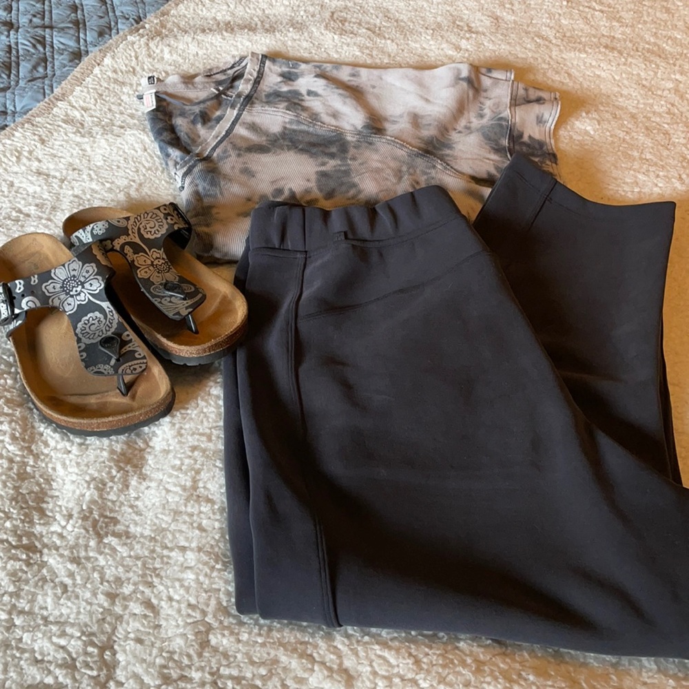 Lululemon joggers.